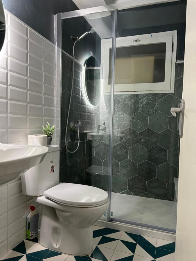 菲格拉斯Habitacion Economica公寓 外观 照片